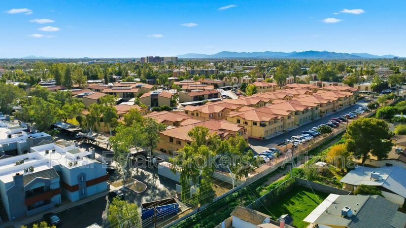 Bright 3-Bed Townhouse in Quiet Gated Community Near ASU property image