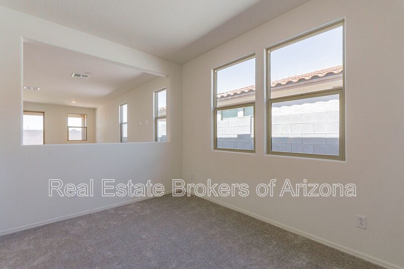 Modern 3-Bed + Den Home in Ventana De Estrellas property image