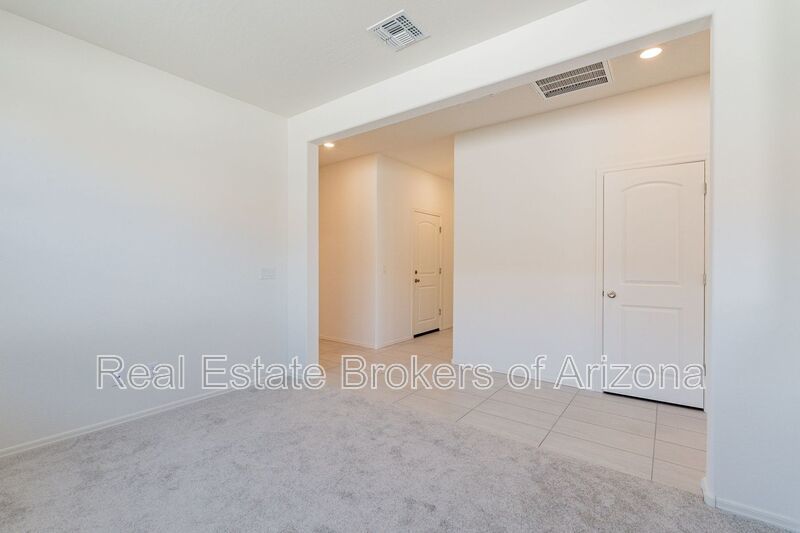 Modern 3-Bed + Den Home in Ventana De Estrellas property image