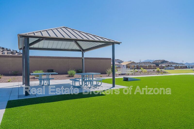 Modern 3-Bed + Den Home in Ventana De Estrellas property image