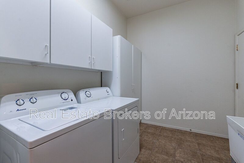 4-Bedroom Pool Home Minutes from Arrowhead Shopping & Dining property image