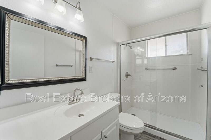 Comfortable 2-Bed Sun City Retreat with Vinyl Flooring & Fresh Paint property image