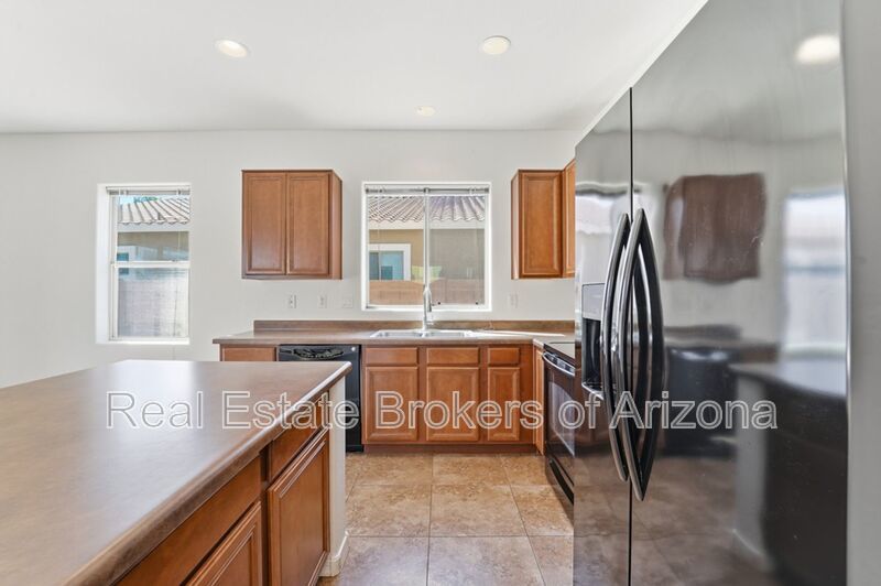 Spacious 4BR Home with Pool Near Parks & Shopping property image