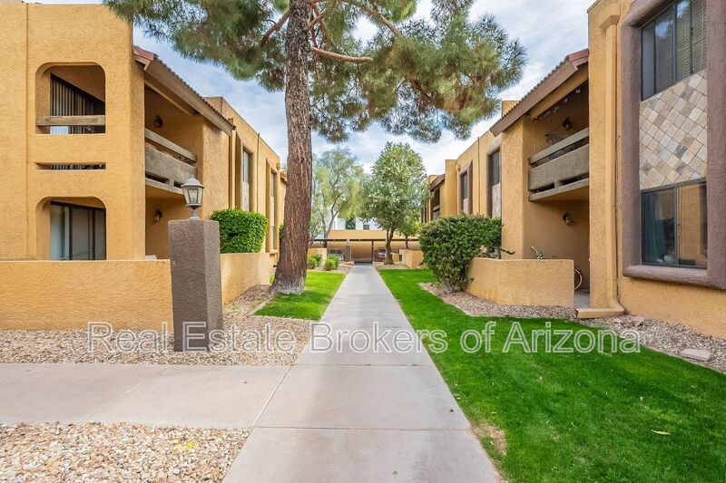 Prime Scottsdale Living | 2 Master Suites + Private Patio Retreat property image