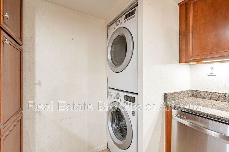 Prime Scottsdale Living | 2 Master Suites + Private Patio Retreat property image