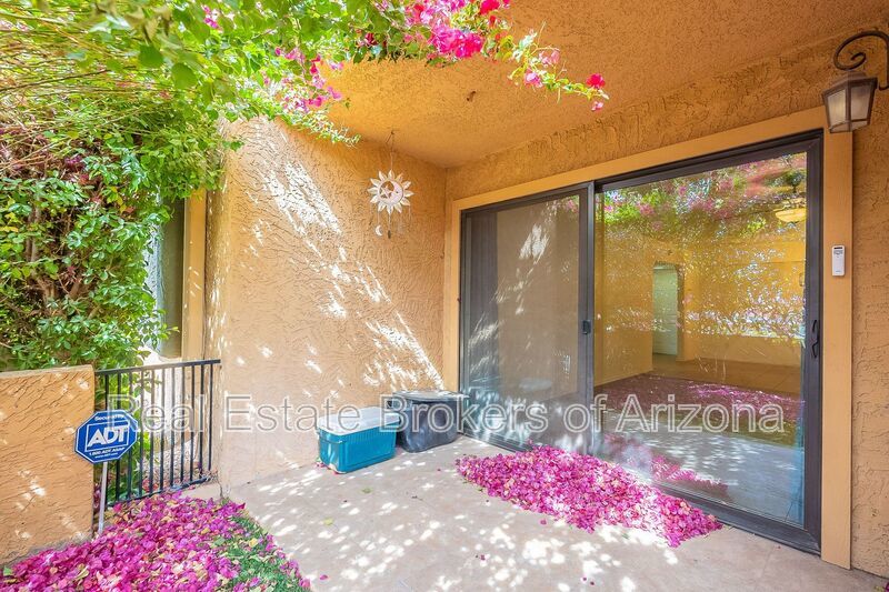 Prime Scottsdale Living | 2 Master Suites + Private Patio Retreat property image