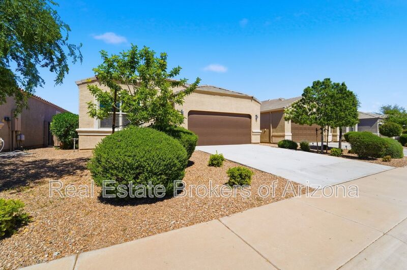 Stylish 3BR Home with Granite Counters + Community Parks & Splash Pads property image