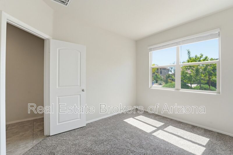 Stylish 3BR Home with Granite Counters + Community Parks & Splash Pads property image