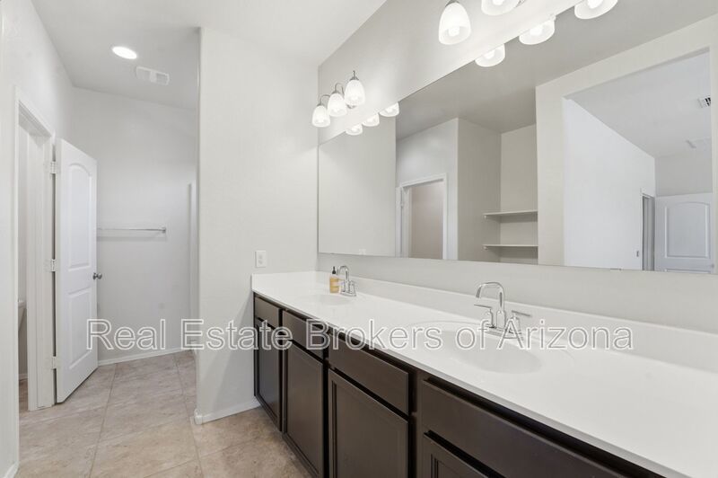 Stylish 3BR Home with Granite Counters + Community Parks & Splash Pads property image