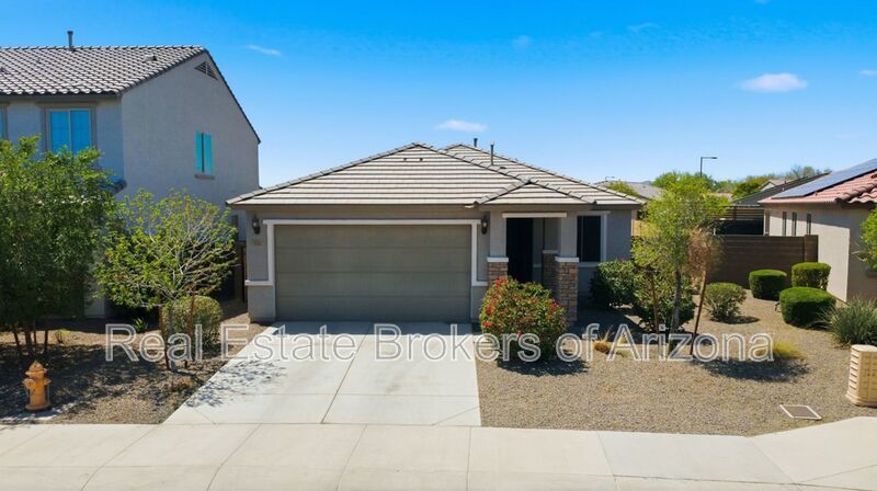 Modern 3 Bed in Vista de Montana | Open Layout + Prime Location property image