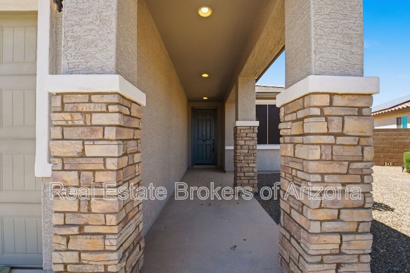 Modern 3 Bed in Vista de Montana | Open Layout + Prime Location property image
