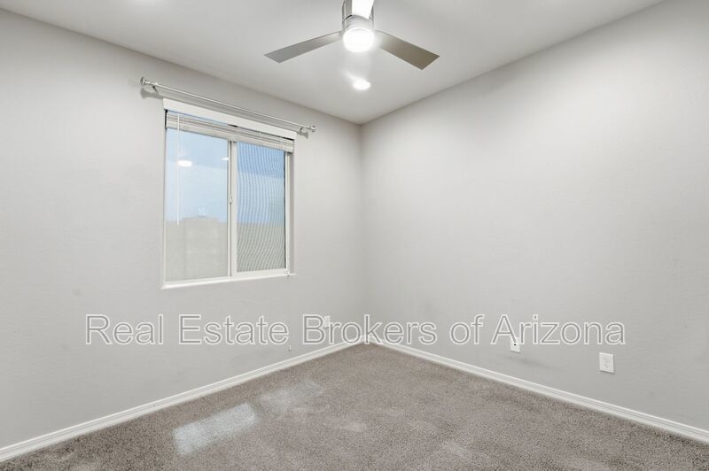 Modern 3 Bed in Vista de Montana | Open Layout + Prime Location property image