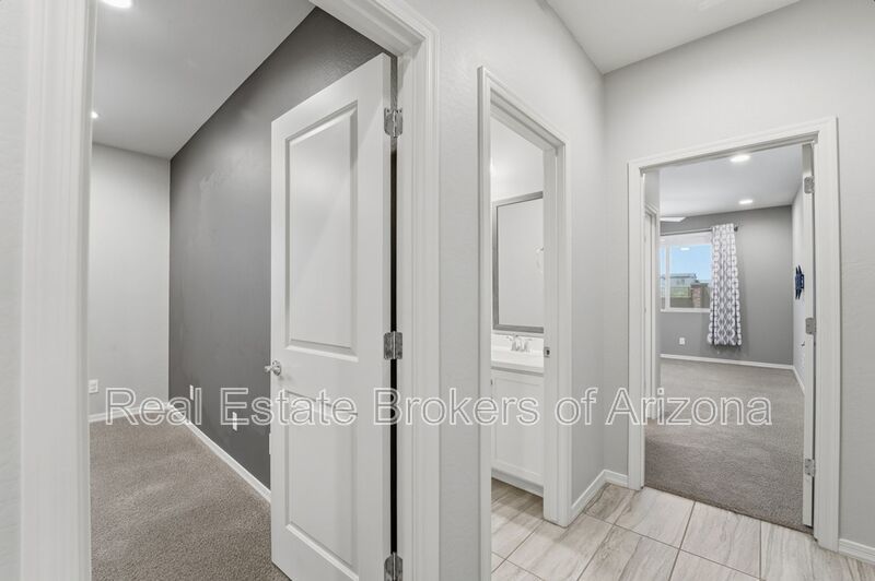 Modern 3 Bed in Vista de Montana | Open Layout + Prime Location property image