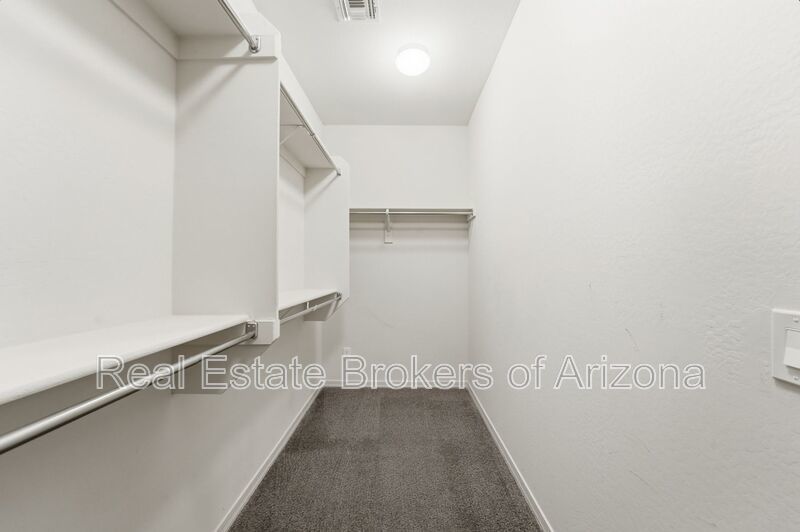 Modern 3 Bed in Vista de Montana | Open Layout + Prime Location property image