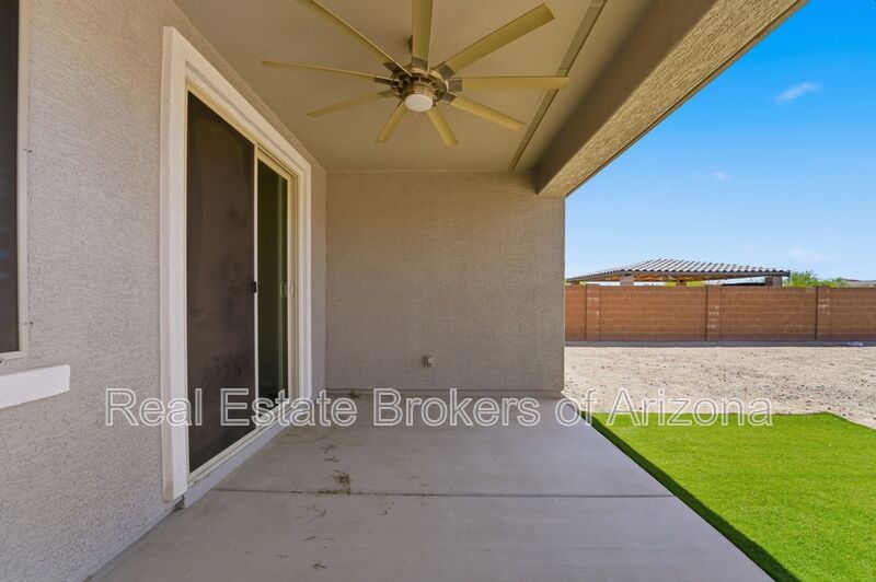 Modern 3 Bed in Vista de Montana | Open Layout + Prime Location property image