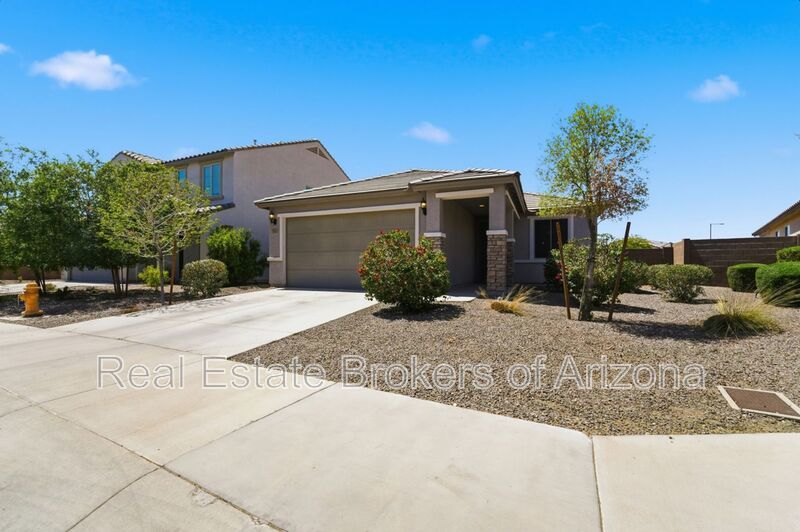 Modern 3 Bed in Vista de Montana | Open Layout + Prime Location property image