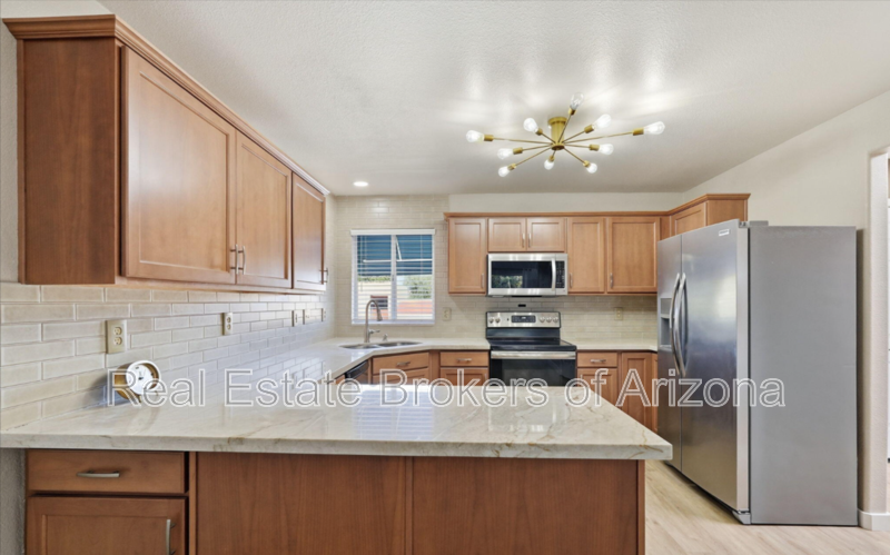 Fully Updated 2 Bed Mesa Condo | Quartz Counters + Pool & Spa property image