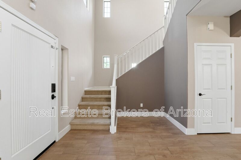 Luxury Gilbert Rental | Pool, 4-Car Garage, Solar + BBQ Setup property image