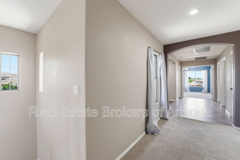 Luxury Gilbert Rental | Pool, 4-Car Garage, Solar + BBQ Setup property image