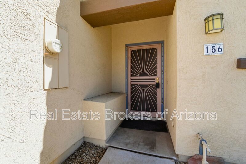 Prime Tempe Location! 3 Bed Townhome w/ Private Patio & Garage property image