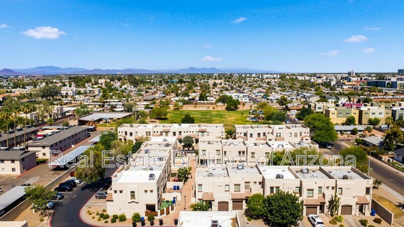 Prime Tempe Location! 3 Bed Townhome w/ Private Patio & Garage property image