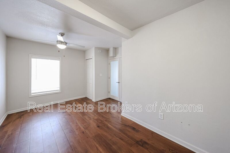 Historic Roosevelt District Living | Renovated 1 Bed Near Downtown property image