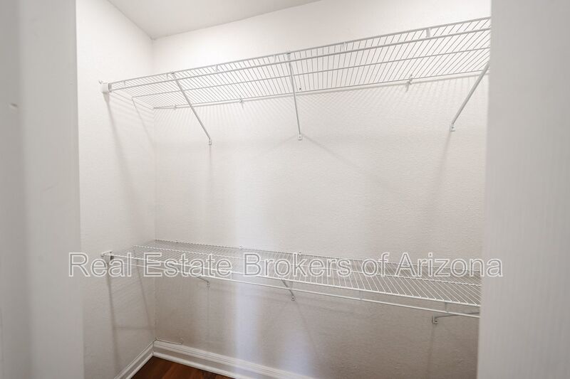 Historic Roosevelt District Living | Renovated 1 Bed Near Downtown property image