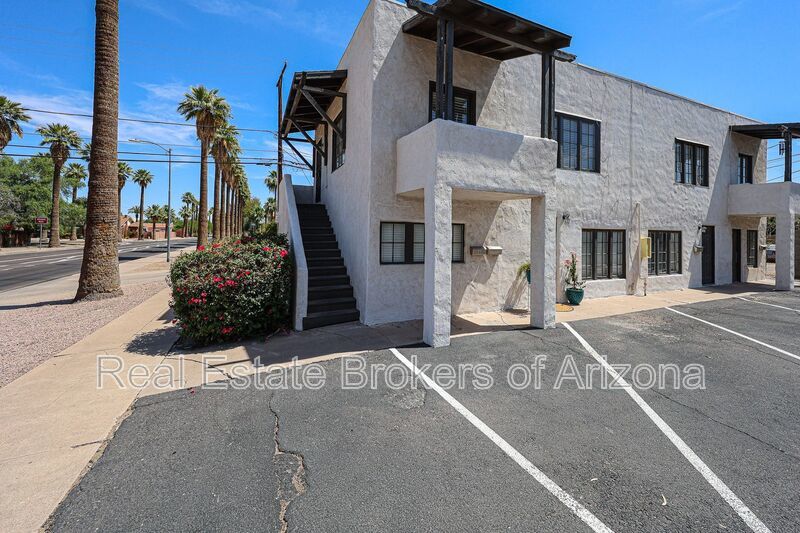 Downtown Phoenix Lifestyle | Renovated 1 Bed in Roosevelt District property image