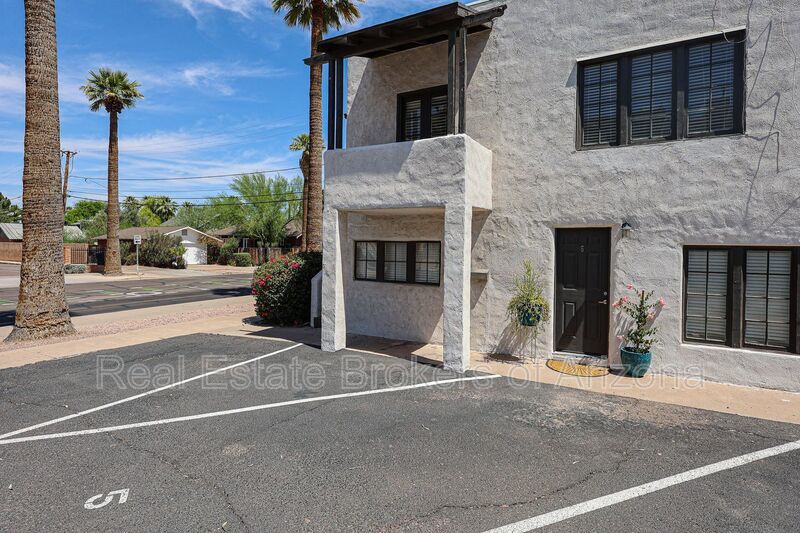 Downtown Phoenix Lifestyle | Renovated 1 Bed in Roosevelt District property image