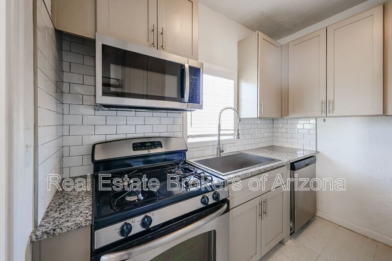 Downtown Phoenix Lifestyle | Renovated 1 Bed in Roosevelt District property image