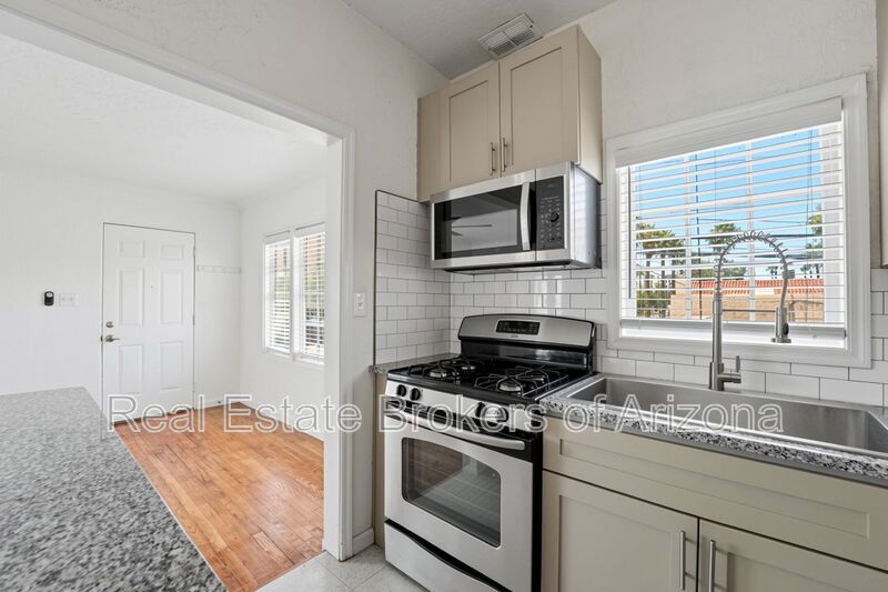 Downtown Phoenix Lifestyle | Renovated 1 Bed in Roosevelt District property image