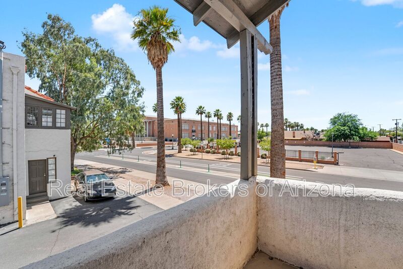 Downtown Phoenix Lifestyle | Renovated 1 Bed in Roosevelt District property image