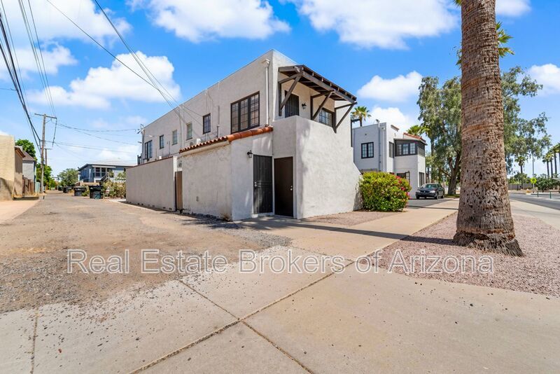 Downtown Phoenix Lifestyle | Renovated 1 Bed in Roosevelt District property image