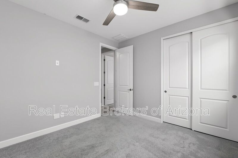 Luxury Kitchen + 3 Bed & Den/Office in Azure Canyon | Quartz, Gas Cooktop & More property image