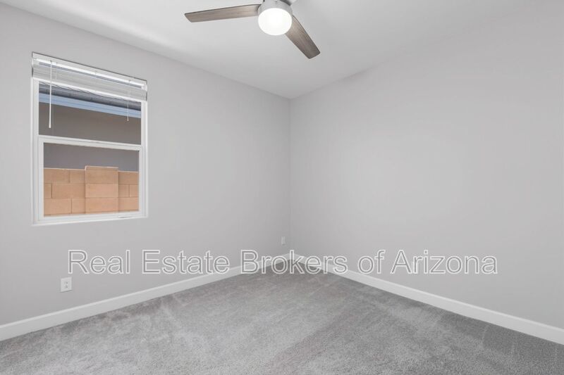 Luxury Kitchen + 3 Bed & Den/Office in Azure Canyon | Quartz, Gas Cooktop & More property image