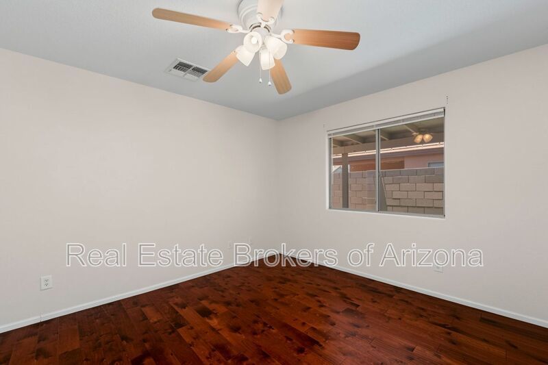 Live in Rancho El Dorado | Spacious 3 Bed Near Golf & Parks property image