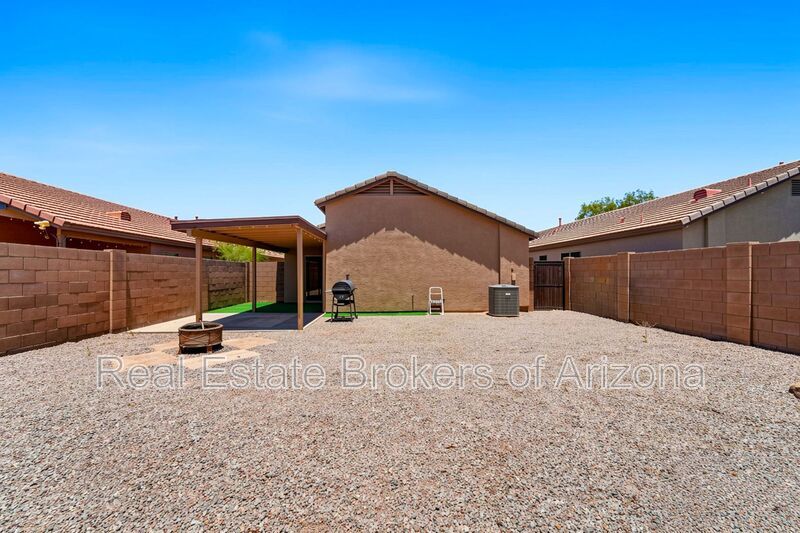Live in Rancho El Dorado | Spacious 3 Bed Near Golf & Parks property image