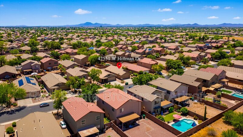 Live in Rancho El Dorado | Spacious 3 Bed Near Golf & Parks property image