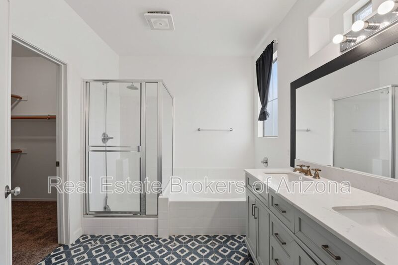 Resort-Style Living in Tempe | Updated 3 Bed + Private Putting Green property image