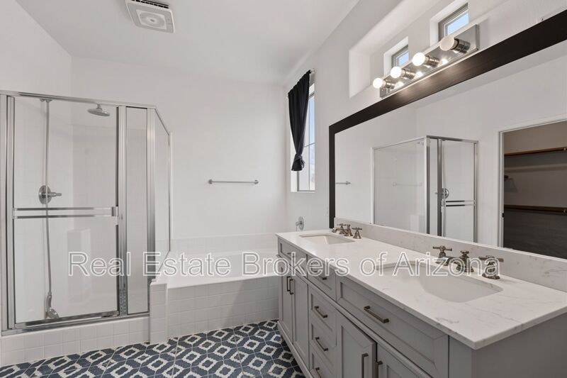 Resort-Style Living in Tempe | Updated 3 Bed + Private Putting Green property image