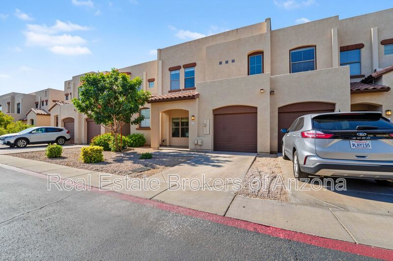 Resort-Style Living in Tempe | Updated 3 Bed + Private Putting Green property image