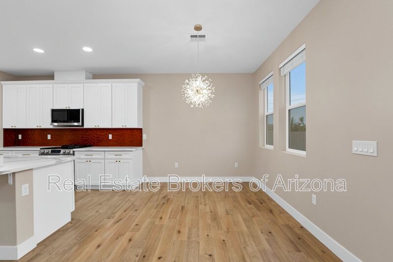 NO HOA! 2024 Build w/ RV Gate, Quartz Kitchen & 4 Spacious Bedrooms property image