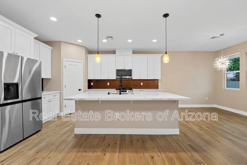 NO HOA! 2024 Build w/ RV Gate, Quartz Kitchen & 4 Spacious Bedrooms property image