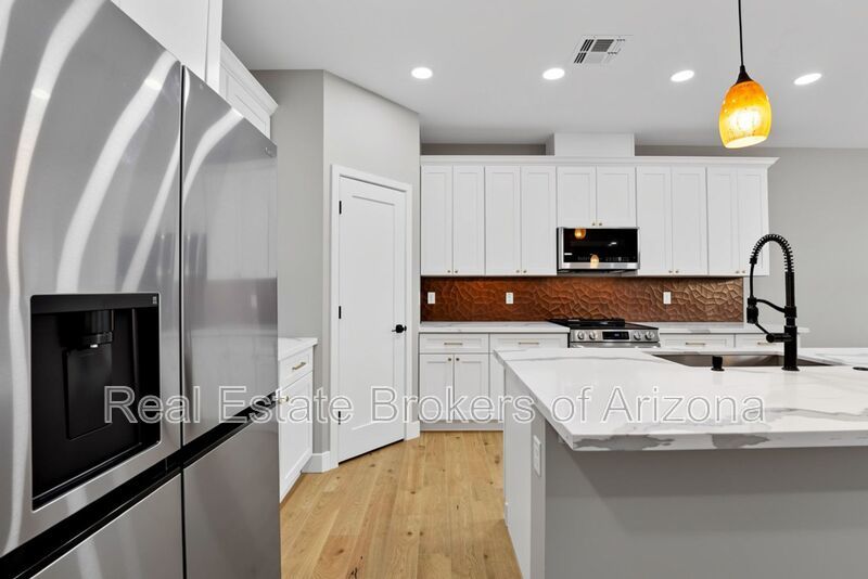 NO HOA! 2024 Build w/ RV Gate, Quartz Kitchen & 4 Spacious Bedrooms property image