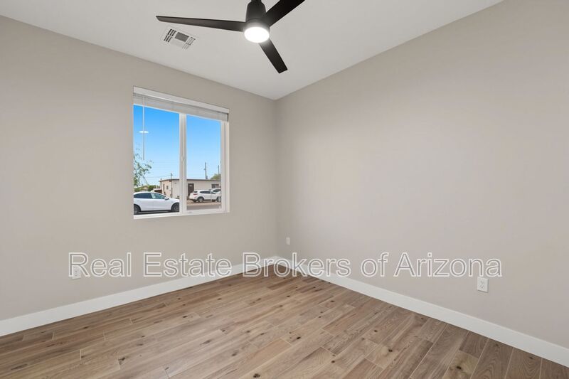 NO HOA! 2024 Build w/ RV Gate, Quartz Kitchen & 4 Spacious Bedrooms property image