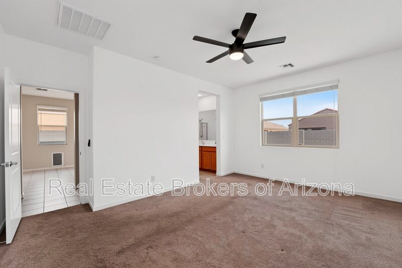 RV Gate + Resort Amenities! 3 Bed Home in Archer Meadows property image
