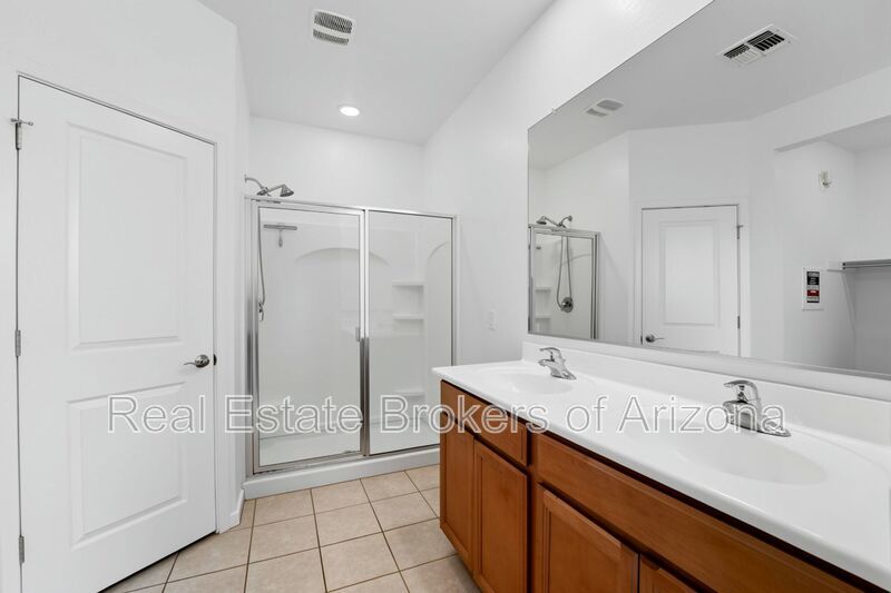 RV Gate + Resort Amenities! 3 Bed Home in Archer Meadows property image