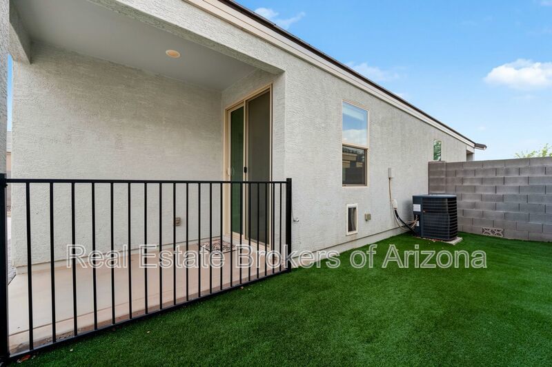 RV Gate + Resort Amenities! 3 Bed Home in Archer Meadows property image