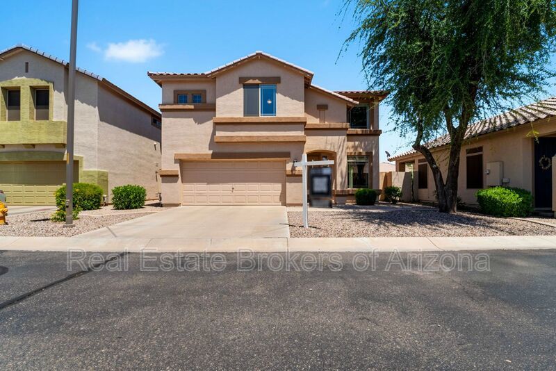 Gated Chandler Living | 4 Bedrooms in Top-Rated School District property image