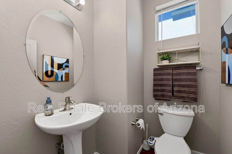 Gated Chandler Living | 4 Bedrooms in Top-Rated School District property image